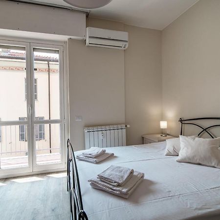Lovely Suite With Private Parking In Комо Экстерьер фото