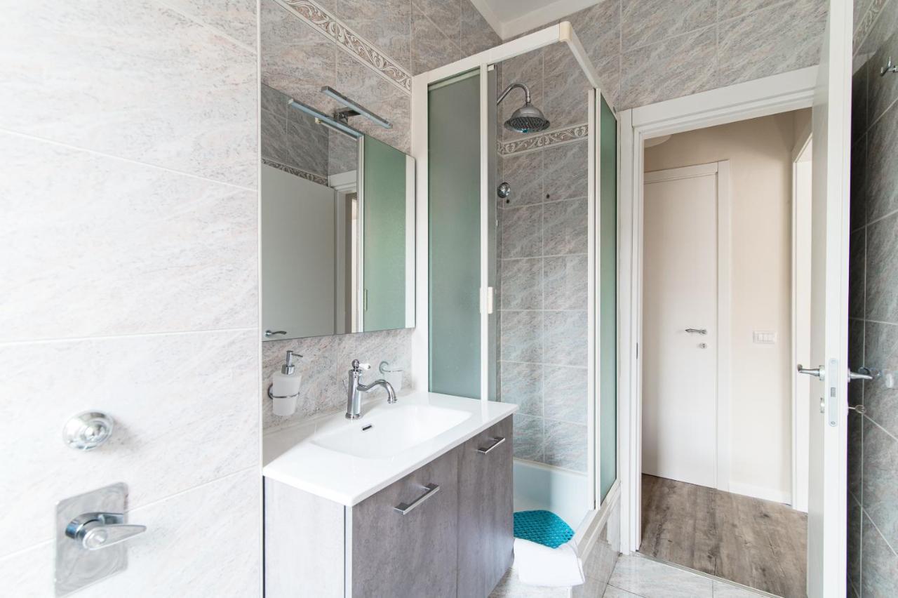 Lovely Suite With Private Parking In Комо Экстерьер фото